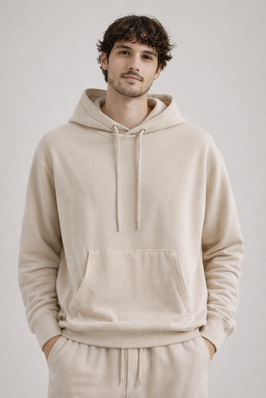 BREDDY’S Tencel Hoodie: Funktionale Eleganz für Home-Office, Reise und Freizeit.