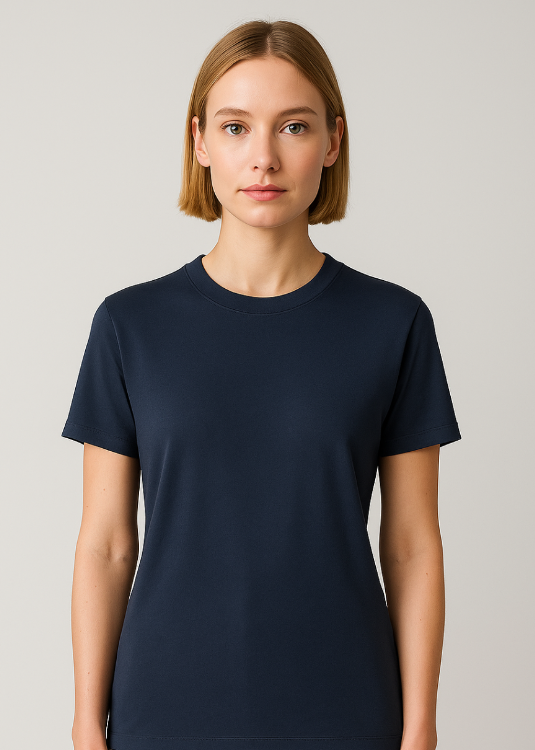Produktfoto: Damen-T-Shirt von BREDDY’S in blau aus nachhaltigem TENCEL™.