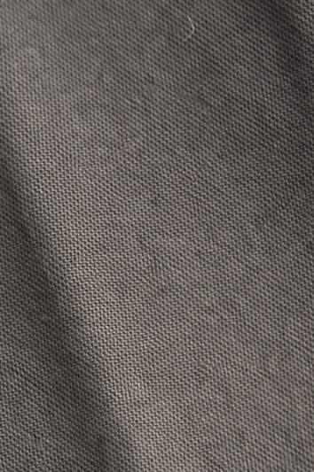 BREDDY’S CastorTech Performance Pants: Maximale Belastbarkeit und zeitloses Design für einen bewussten Lebensstil.