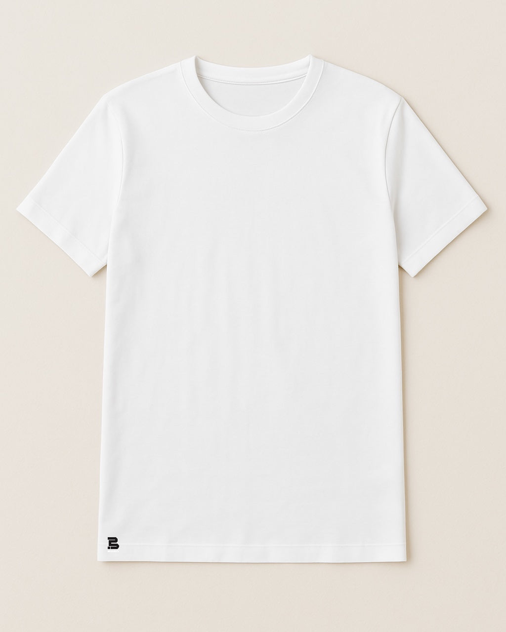 BREDDY’S TENCEL™ T-Shirt in Weiß – nachhaltiges Basic im Studiofoto